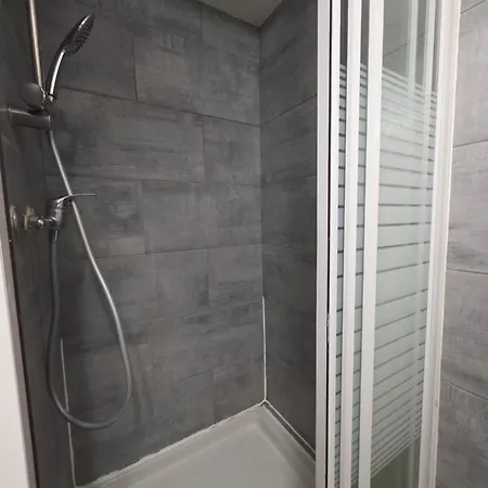 2e Pr0 1room 아파트 르블랑메스니